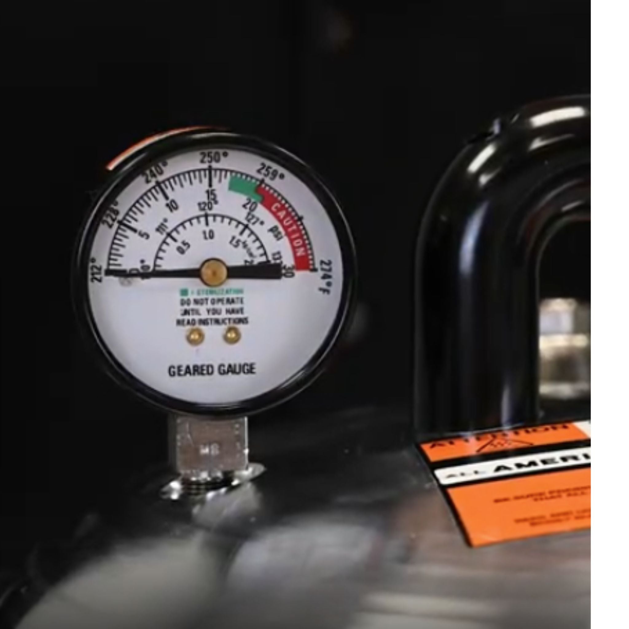 Replacing the Pressure Gauge
